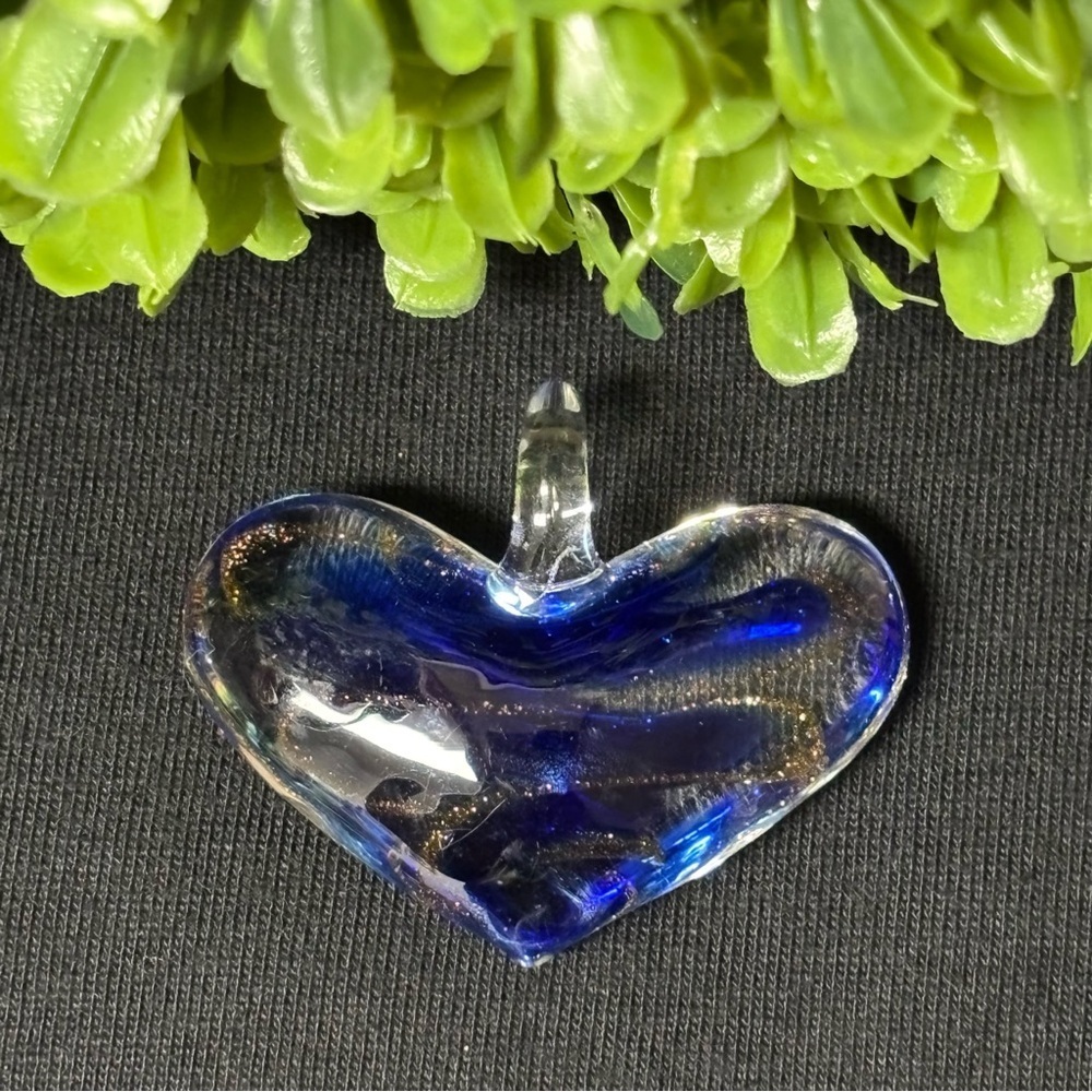 Glass Blown Heart Pendant
Blue Gold Glitter Transparent
Swirl